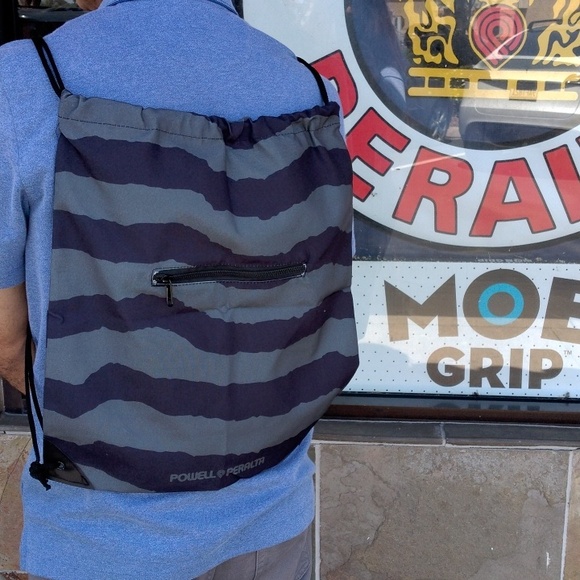Powell Peralta drawstring backpack - Picture 2 of 3